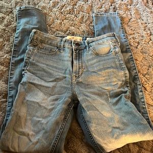 1r Hollister skinny jeans